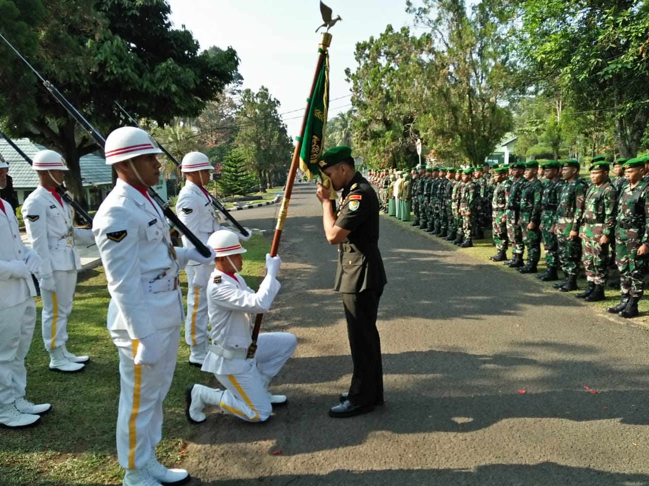 Mayor Inf Faurizal Noerdin Resmi Menjadi Warga Korem 064/MY