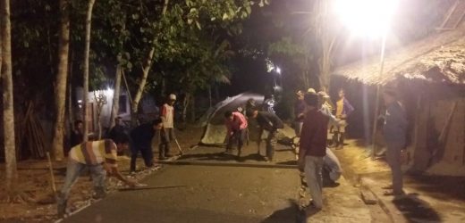 Warga Kemuning Antusias Gotong Royong Bangun Akses Jalan Penghubung