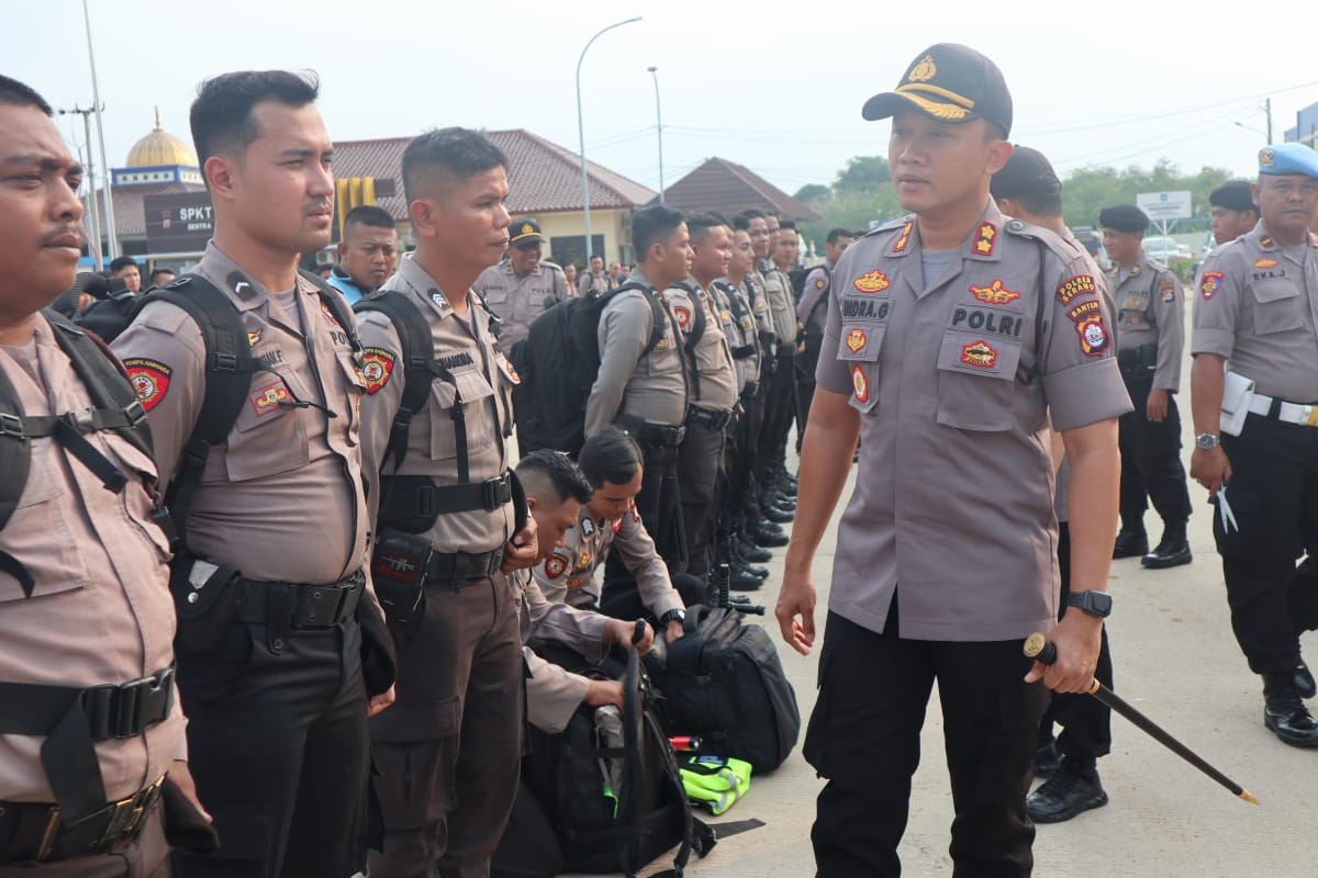 Polres Serang Kirim 200 Personil Bantu Amankan Pilkades Serentak Di Kabupaten Tangerang