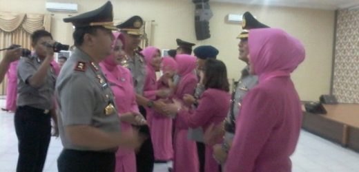 Kapolda Pimpin Sertijab Dansat Brimob Dan Kepala SPN Polda Banten