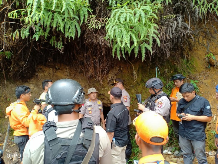 Puluhan Lubang Tambang Emas Ilegal Digrebek Satgas PETI Polda Banten