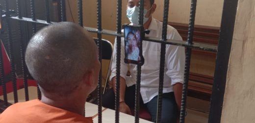 Jam Bezuk Ditiadakan, Tahanan Berkesempatan ViCall