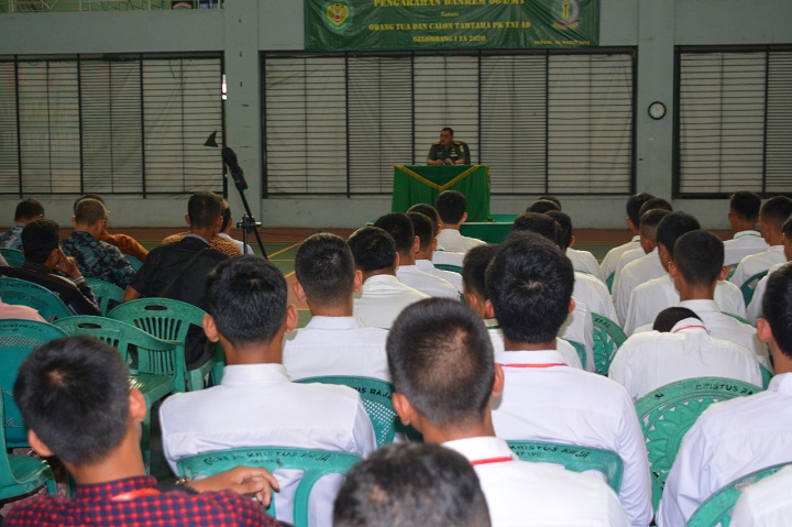 Hindari Calo, Korem 064/MY Gelar Tatap Muka Dengan Orang Tua Wali Calon Prajurit Tamtama TNI AD Gel I TA 2020