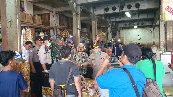 KLB Corona, Satgas Ketahanan Pangan Kabupaten Serang Sidak Pasar Tradisional Citeureup