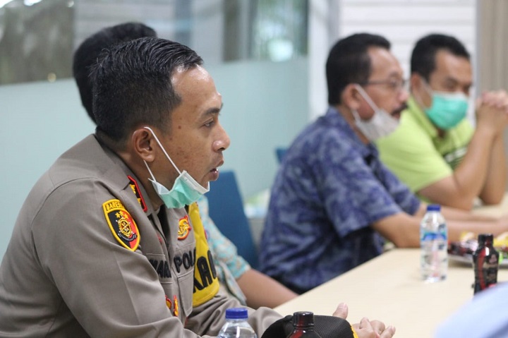 Cegah Penyebaran Corona di Lingkungan Pabrik, Kapolres Serang Lakukan Pengecekan SOP dan Sosialisasi
