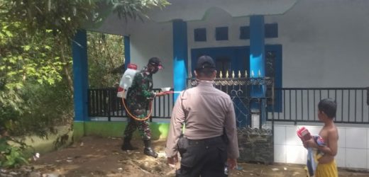 Cegah Penyebaran Corona, Gugus Tugas Covid 19 Kecamatan Padarincang Lakukan Penyemprotan Disinfektan