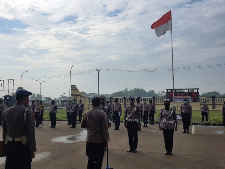 Kapolres Ingatkan Personil Selalu Gunakan APD