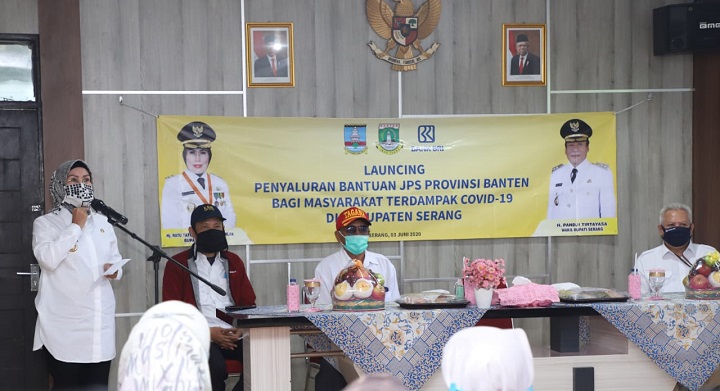 Luncurkan Bantuan Pemprov, Bupati Serang Minta JPS Dibelikan Sembako