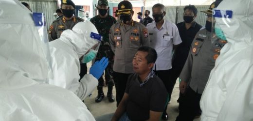 Kapolres Serang Kota Pantau Pelaksanaan Tes Swab Covid-19 Di Kramatwatu