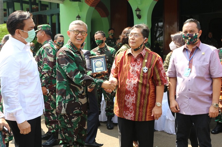 Danrem 064 Maulana Yusuf Terima Kunjungan Reses Komisi I DPR RI