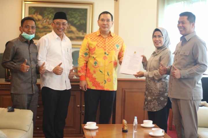 Dinilai Sukses Membangun Kabupaten Serang, Partai Berkarya Dukung Tatu-Pandji