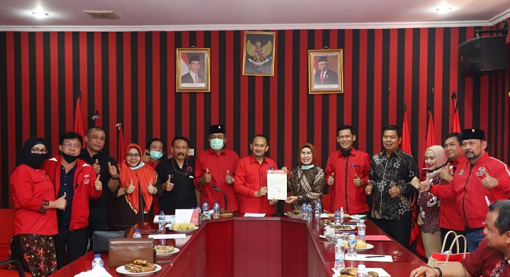 Tatu-Pandji Resmi Terima SK Dukungan PDI Perjuangan
