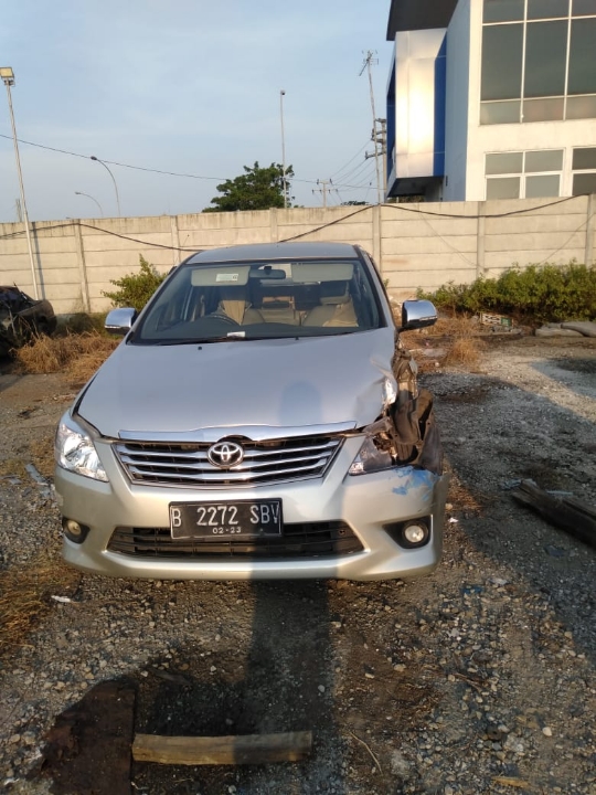 Akibat Sopir Bus Ugal-ugalan, 4 Kendaraan Tabrakan Beruntun