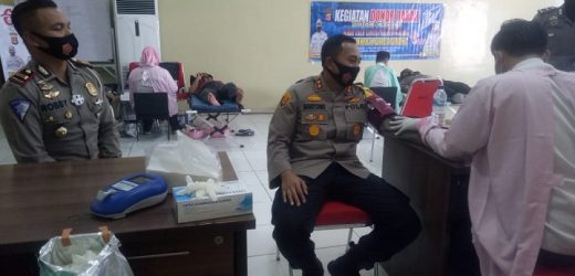 HUT Lalu Lintas Bhayangkara ke-65, Satlantas Polres Serang Adakan Baksos Donor Darah