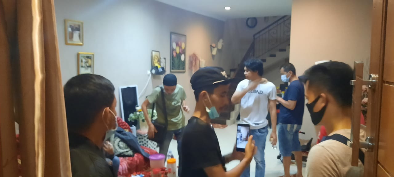 Usai Konsumsi Sabu Dirumah, Janda Cantik Ini Ditangkap Polisi