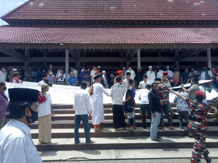 Masyarakat Banten Siap Lawan Demo Anarkis Tolak UU Omnibus Law