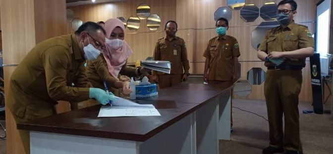 Bapenda Banten Gelar Pisah Sambut dan Serah Terima Jabatan Struktural Dengan Prokes Covid-19