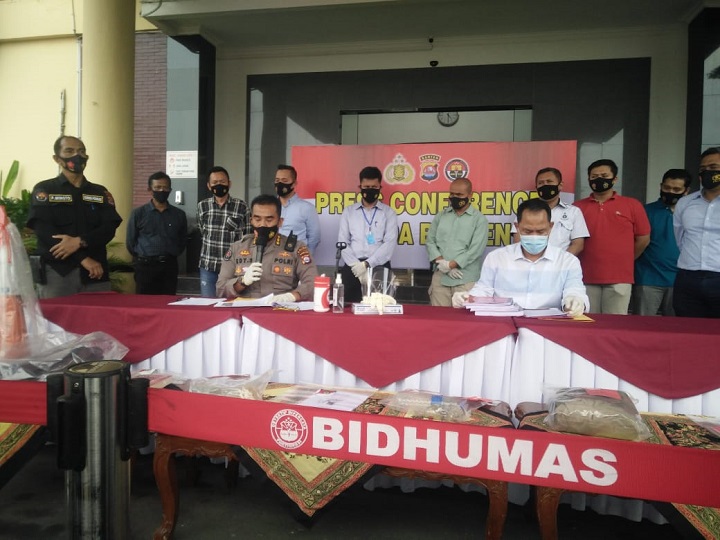 14 Tersangka Rusuh Demo Tolak UU Omnibuslaw Ciptaker, 1 Orang di Tahan