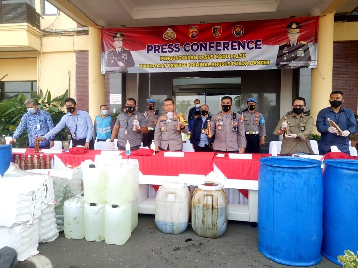 Polda Banten Bongkar Jaringan Madu Baduy Palsu