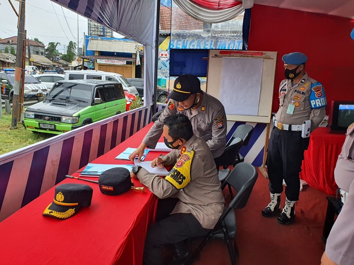Jelang Libur Nataru, Kapolres Serang Cek Langsung Kesiapan Personil Pos Pam