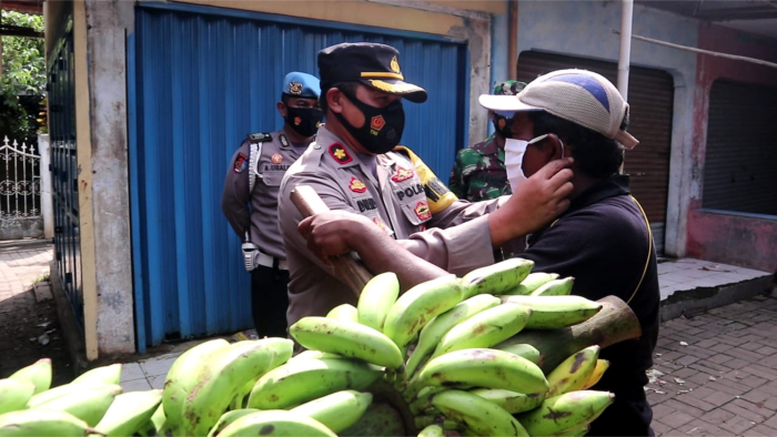 Polres Serang Resmikan Pasar Tangguh Nusantara Dan Bagikan Masker di Begog