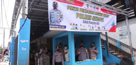 Polres Serang Dirikan Posko Masker Gratis di Pasar Tangguh Nusantara