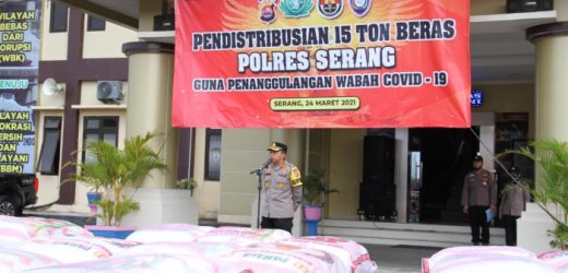 Polres Serang Salurkan Sepuluh Ton Beras Bantuan Yayasan Buddha Tzu Chi Bagi Warga Terdampak Covid-19