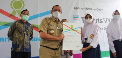 PT. Tenaris SPIJ Berikan Merit Award dan Donasi Untuk Renovasi Sekolah di Kota Cilegon