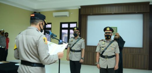 Sertijab Kapolsek Cikeusal, Kapolres Serang Minta Pengamanan Pilkades Serentak Maksimal