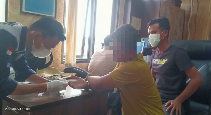 Nyamar Jadi Pembeli, Satresnarkoba Polres Serang Ciduk Pengedar Obat Keras