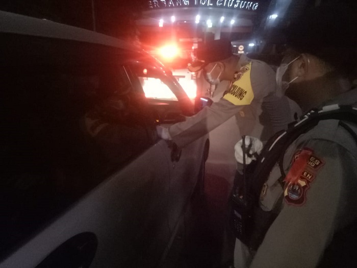 Hari ke Lima Penyekatan Larangan Mudik, Polres Serang Putarbalikan 484 Kendaraan di Tol Ciujung