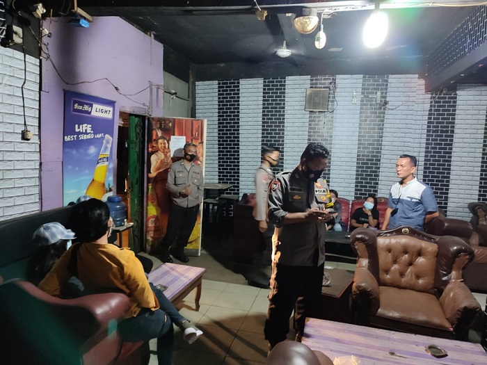 Nekad Buka di Bulan Ramadhan, Polsek Ciruas Tutup Paksa Cafe Scorpion