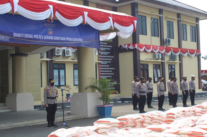 PPKM Darurat, Polres Serang Kembali Lakukan Baksos Pembagian Beras