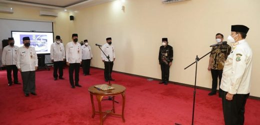 Gubernur WH Lantik 6 Pejabat Tinggi Pratama Provinsi Banten