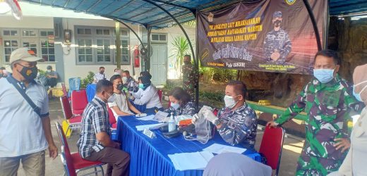 TNI AL Banten Kembali Laksanakan Serbuan Vaksinasi Covid19 Mayrakat Maritim Dosis 2