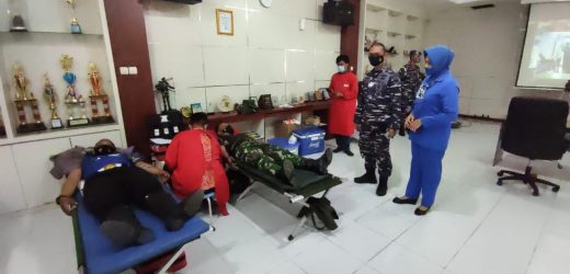 Pantang Menyerah, TNI AL Banten Gelar Vaksinasi, Donor Darah dan Donor Plasma Konvalescent Secara Bersamaan