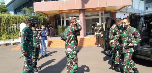 Danrem 064/MY Sambut Kedatangan (WAKASAD) di Pelabuhan ASDP Merak