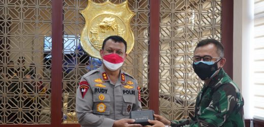Danrem 064/MY Kunjungi Silahturahmi ke Kapolda Banten