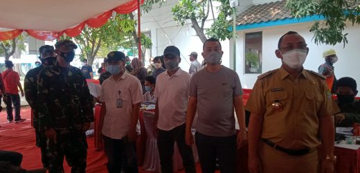 Dandim 0623/Cilegon Tinjau Pelaksanaan Vaksinasi Massal Covid-19 di PT. KBS