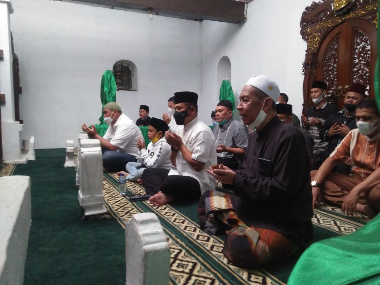 Tingkatkan Sinergitas dengan Ulama, Danrem 064/MY Silaturahmi dan Ziarah ke Banten Lama