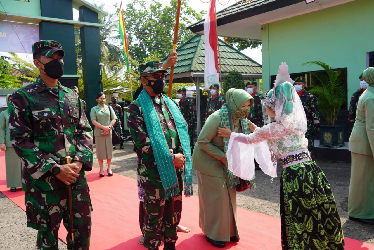 Danrem 064/MY Kunjungi Kodim 0603/Lebak