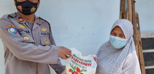 Percepat Distribusi Beras Bantuan Masyarakat Terdampak Covid-19, Polsek Kramatwatu Kerahkan Bhabinkamtibmas dan Samapta