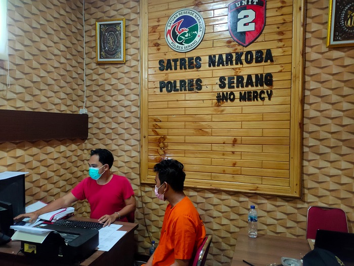 Gaji Tidak Cukup Untuk Kebutuhan Hidup, Karyawan Swasta di Serang Nekad Jualan Ganja