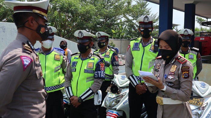 Didampingi Kasatlantas, Wakapolres Serang Sidak Kendaraan Operasional