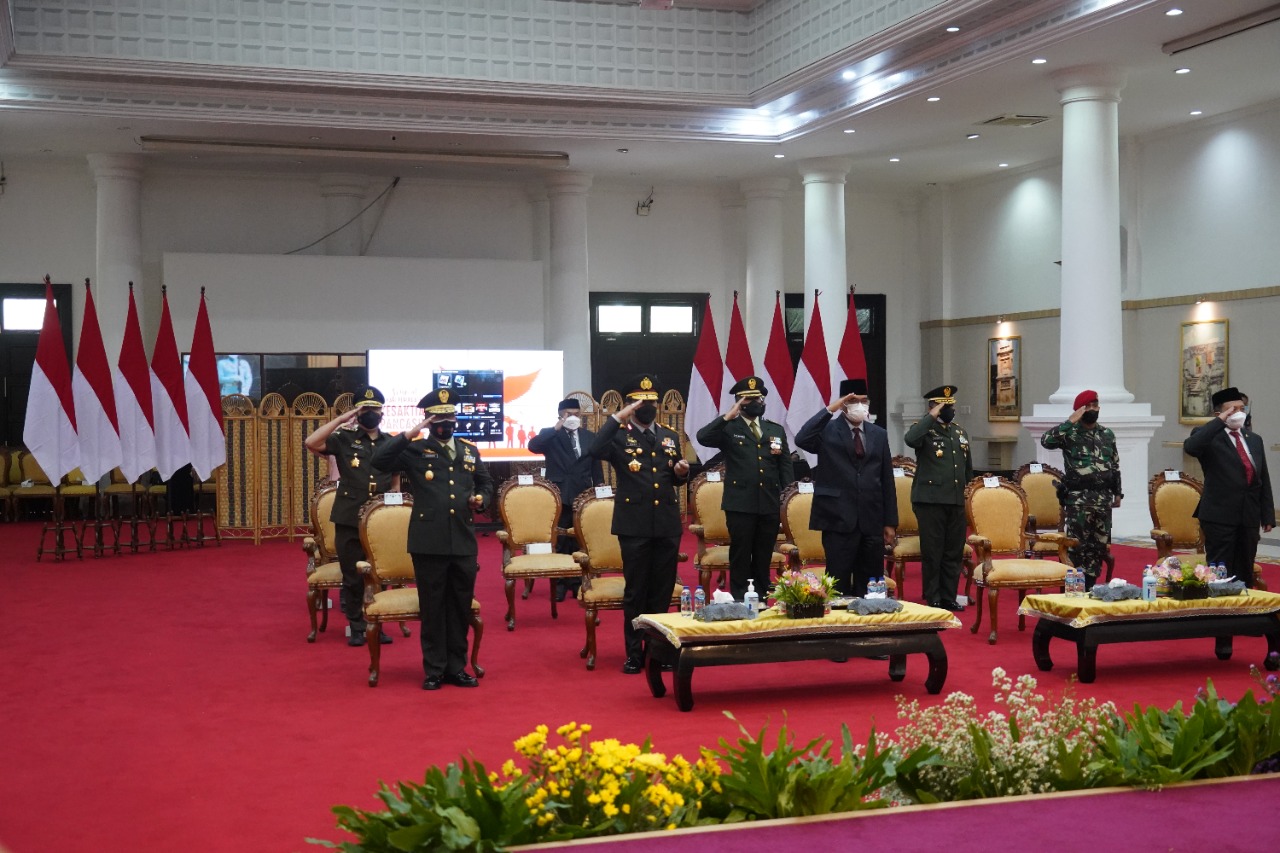 Peringati Hari Kesaktian Pancasila ,  Danrem 064/MY Ikuti Upacara Secara Virtual