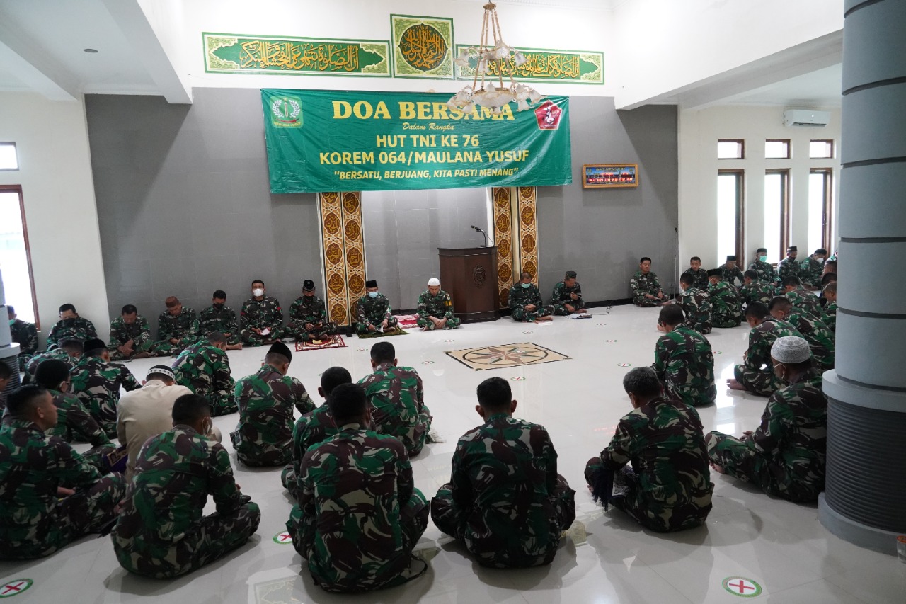 Jelang Puncak Peringatan HUT TNI Ke76, Korem 064/MY Gelar Doa Bersama