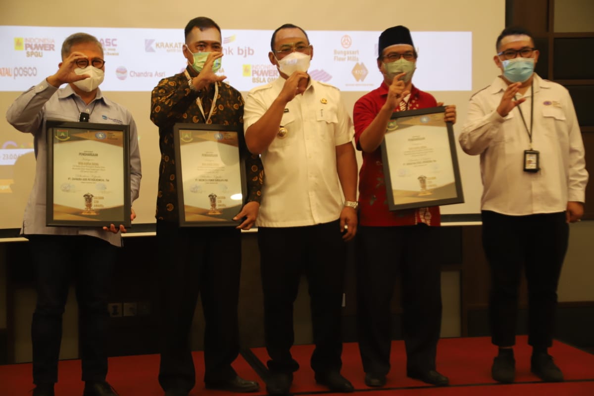 Hadiri Cilegon CSR Award, Helldy Ajak Peduli Pondok Pesantren