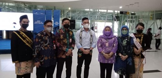 Bertolak ke IKN, Wagub Banten Bawa Tanah Surosowan, Wiwitan Baduy & Air Tirtayasa