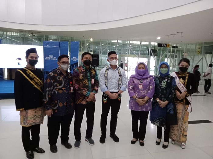 Bertolak ke IKN, Wagub Banten Bawa Tanah Surosowan, Wiwitan Baduy & Air Tirtayasa