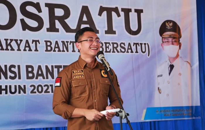 Mantan Wagub Banten, Andika Hazrumy Raih Teropong Democracy Award 2023